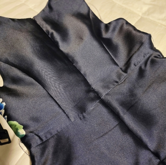 Kay Unger Barbara Floral Gown.  - Picture 15 of 16